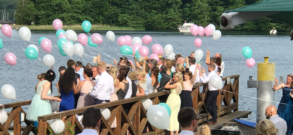 DJ-Berlin-Hochzeit-Event-DJ-Maiki-Cafe-Wildau-Bild-152 - DJ MAIKI | Berlin